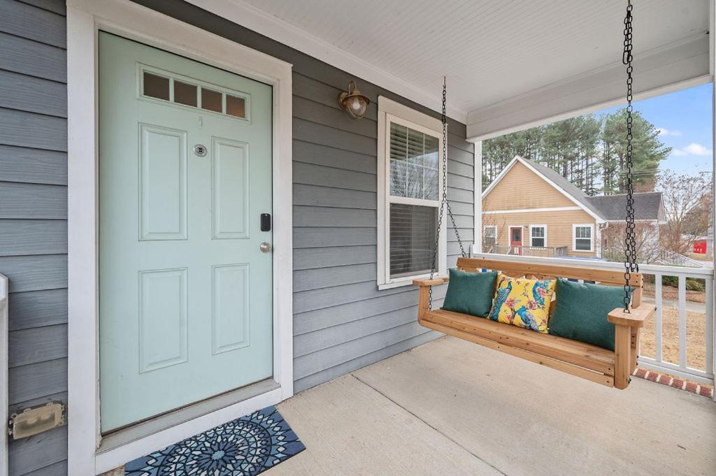 New Victorian Theme, 3Br, Lrg Backyard Close To Pnc Arena, Downtown, And Rdu Airport Raleigh Exterior foto